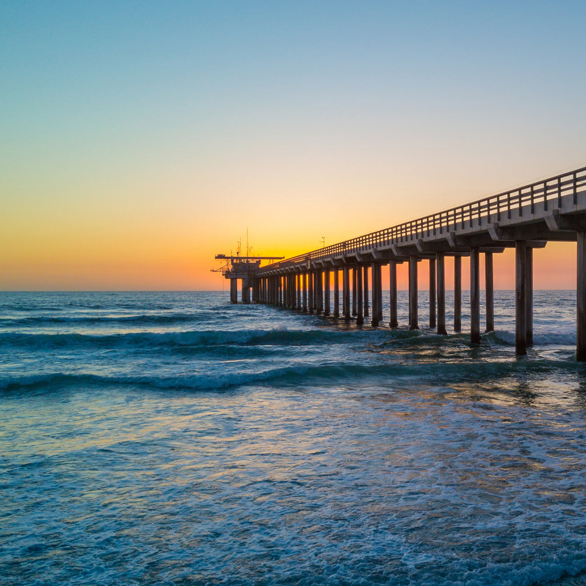 San Diego Gift Baskets featuring local products & modern design